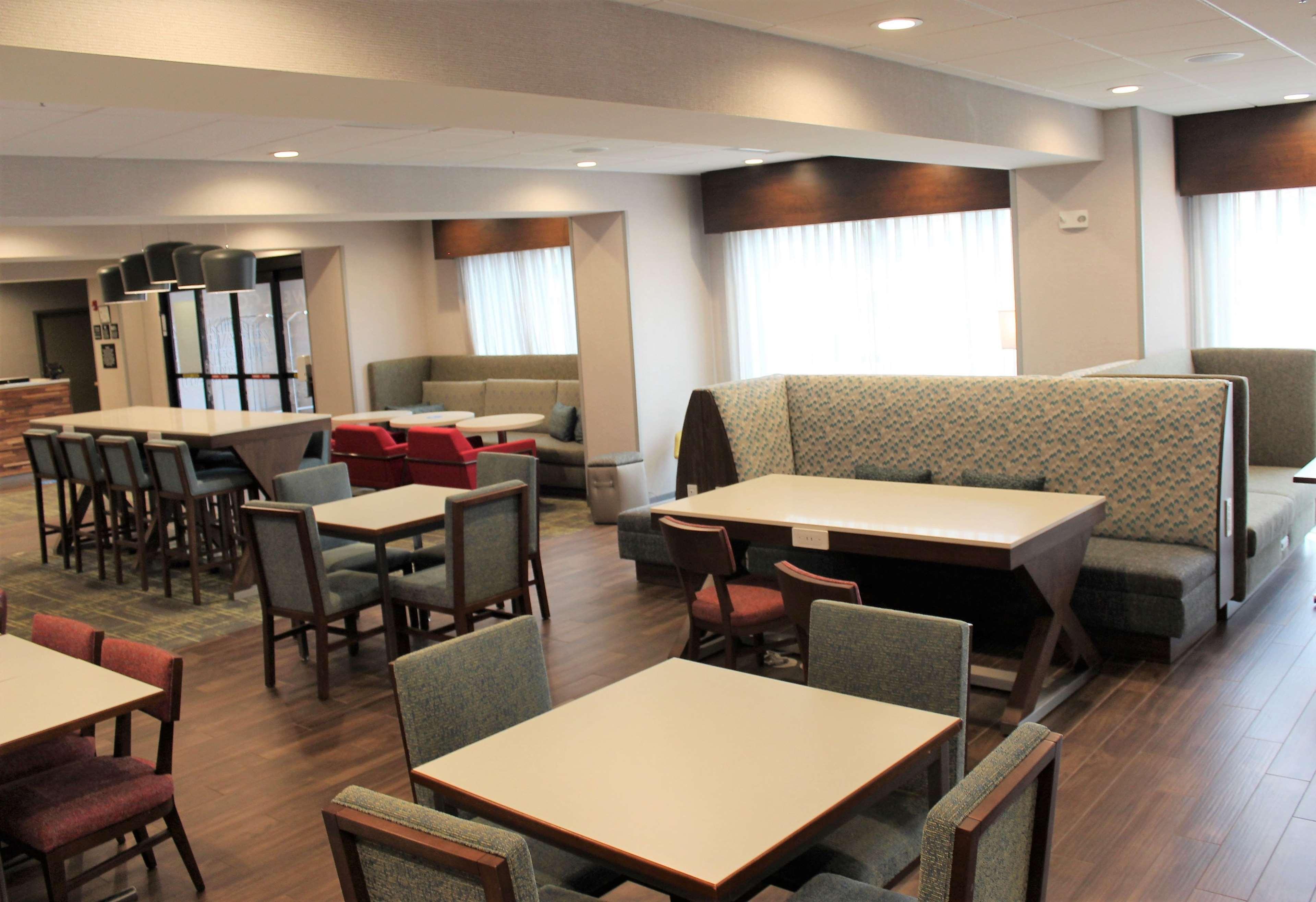 Hampton Inn ليكسينغتون المظهر الخارجي الصورة